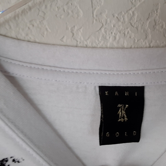 Kani Gold Graphic T-Shirt - Picture 5 of 6